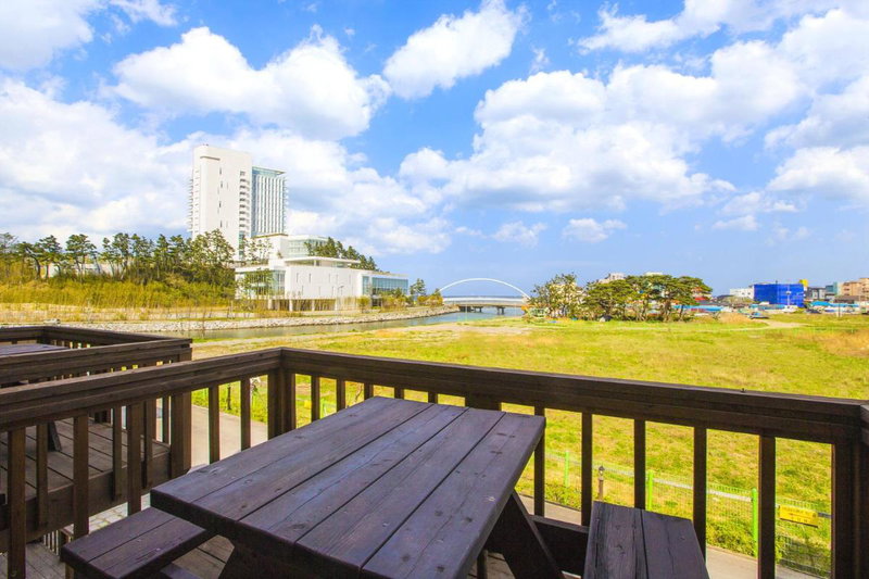 Santa Beach Pension, Gangneung, Corea del Sur