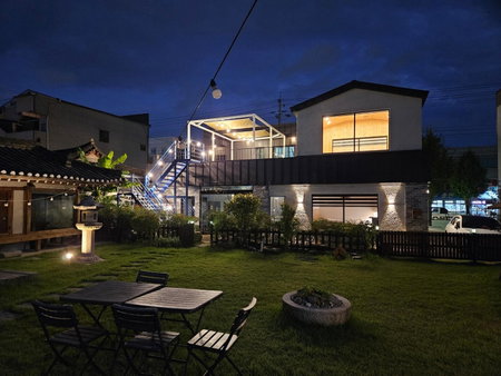 Stay33 Pet friendly house near Hwangridangil, Gyeongju, South Korea