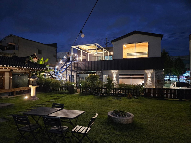 Stay33 Pet friendly house near Hwangridangil, Gyeongju, South Korea