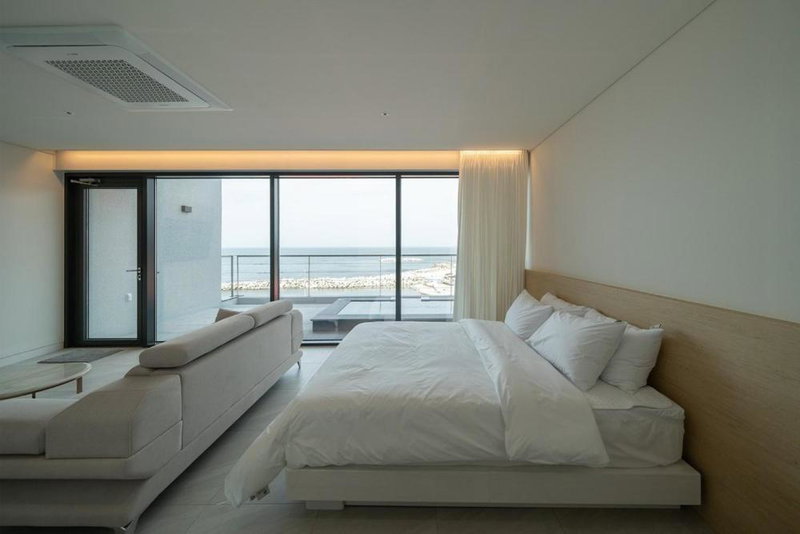 Pohang Madame Annette Pool Villa dogs allowed, Pohang, 대한민국