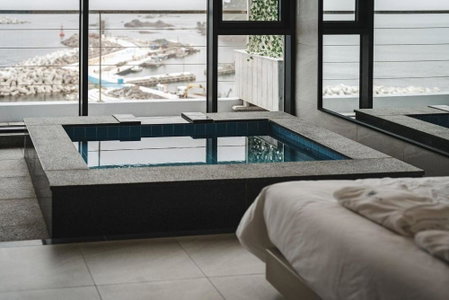Pohang Madame Annette Pool Villa dogs allowed, Pohang, 대한민국