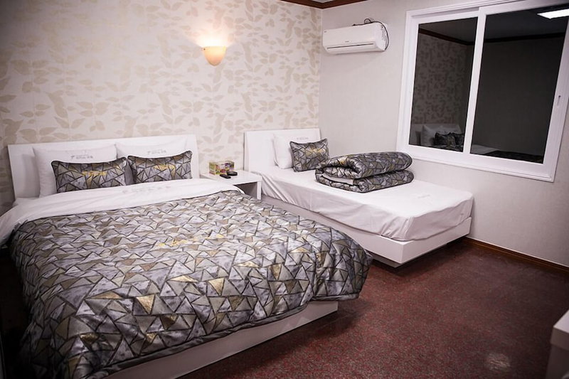 Picasso Motel, Busan, South Korea