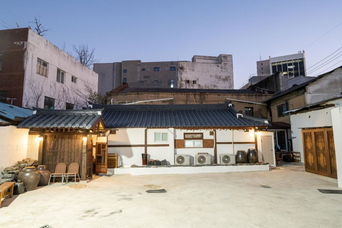 Hanok1942, South Korea
