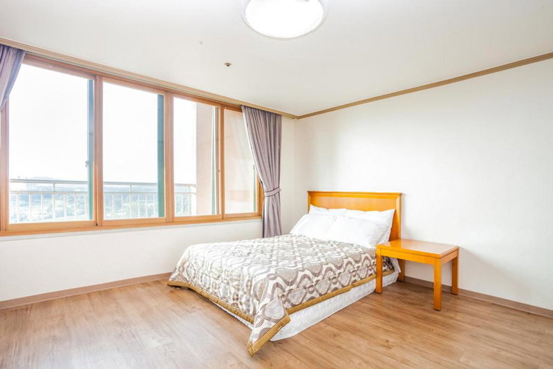 Ilsung Condo Namhan River, Yeoju, 대한민국