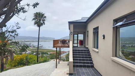 Knysna Paradise Guesthouse, Knysna, South Africa