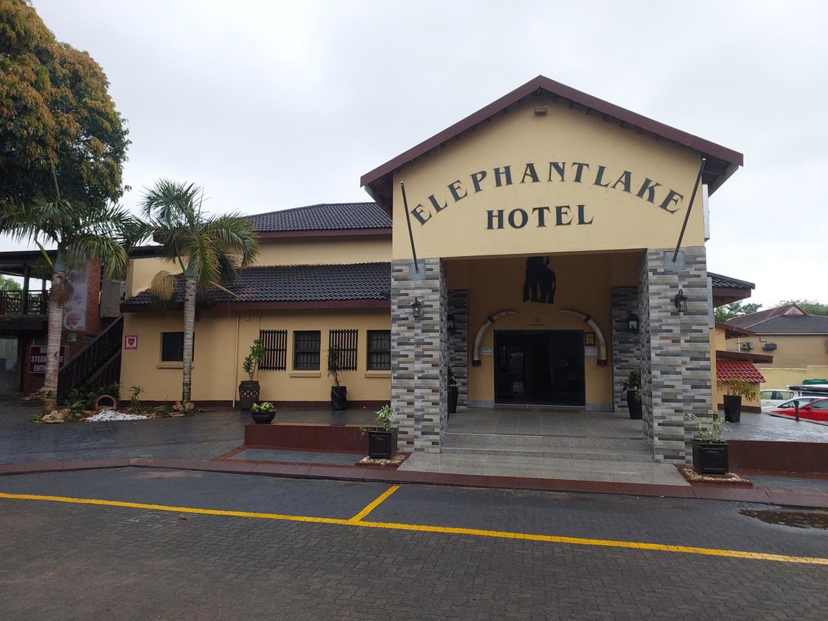 Отель · Elephant Lake Hotel, St Lucia