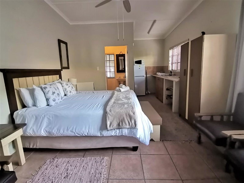 Tourist Lodge Gansbaai, Gansbaai, South Africa