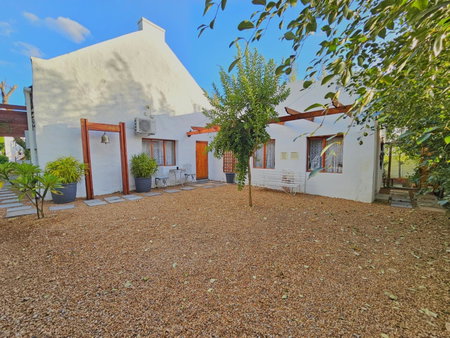 Adderley House Guest Accommodation, Robertson, South Africa