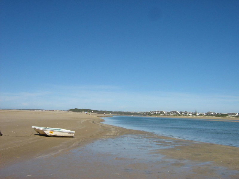 i-LOLLO Bed & Breakfast at the River Mouth, St Francis Bay, South Africa