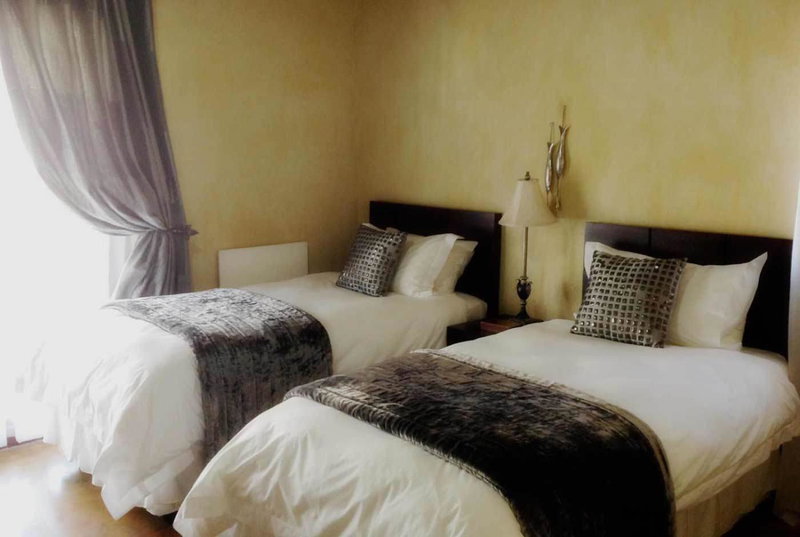 Fox & Squirrel, Dullstroom, Южная Африка