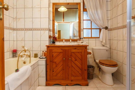 De Denne Country Guest House, Oudtshoorn, South Africa