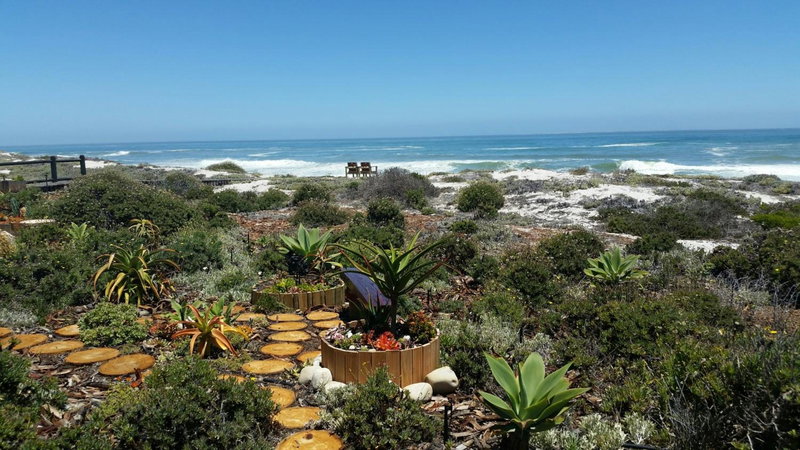 On The Beach Apartments, Yzerfontein, Южная Африка