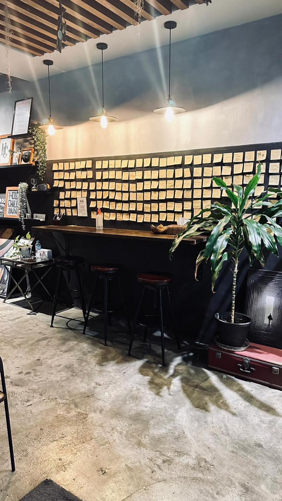 Hotel · 好趣旅店 How Chill Inn #風格設計民宿 #停車折抵 #可包棟, Tainan