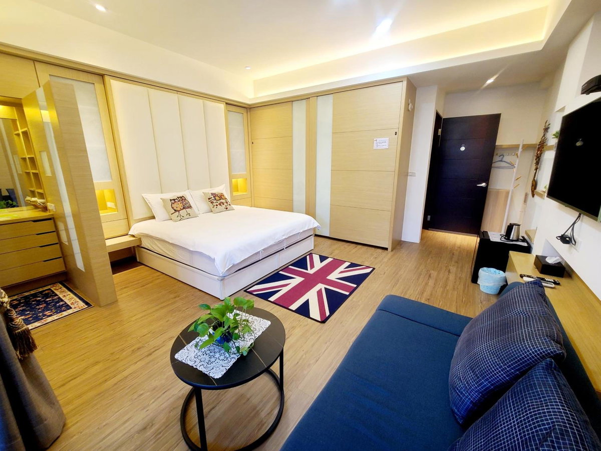 Love Happiness Inn, Тайвань