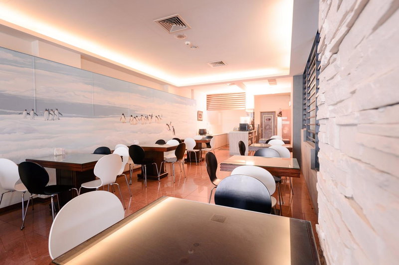 Waugh Den Business Hotel, Taichung, 台湾