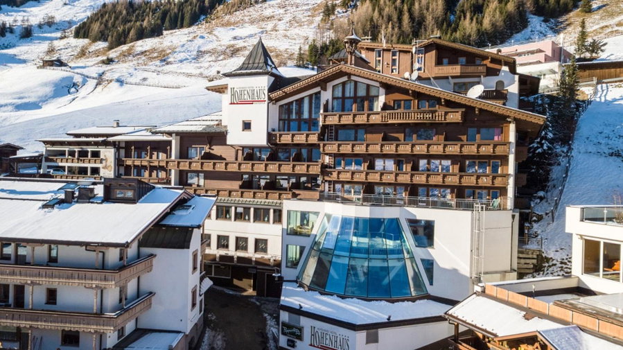 Alpenbad Hotel Hohenhaus, Tux, Austria