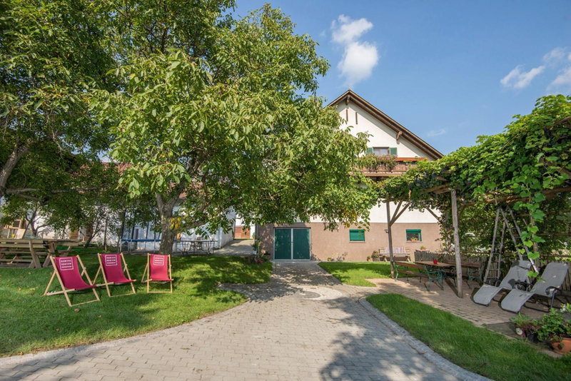 Naturparkbauernhof Pöltl, Pöllau, Austria