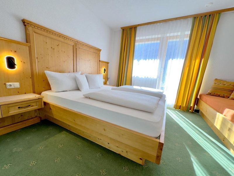 Landhaus Lechthaler, Sankt Anton am Arlberg, Austria