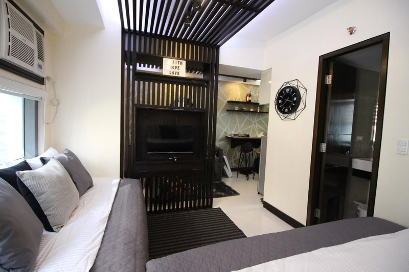 5E Tower 2 Viceroy, Manila, Philippines