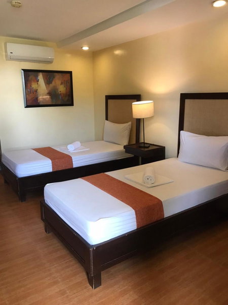 Subic Grand Seas Resort, Olongapo, Philippines