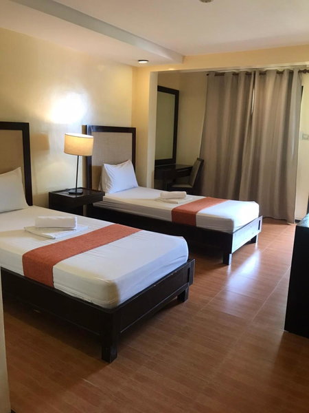 Subic Grand Seas Resort, Olongapo, Philippines