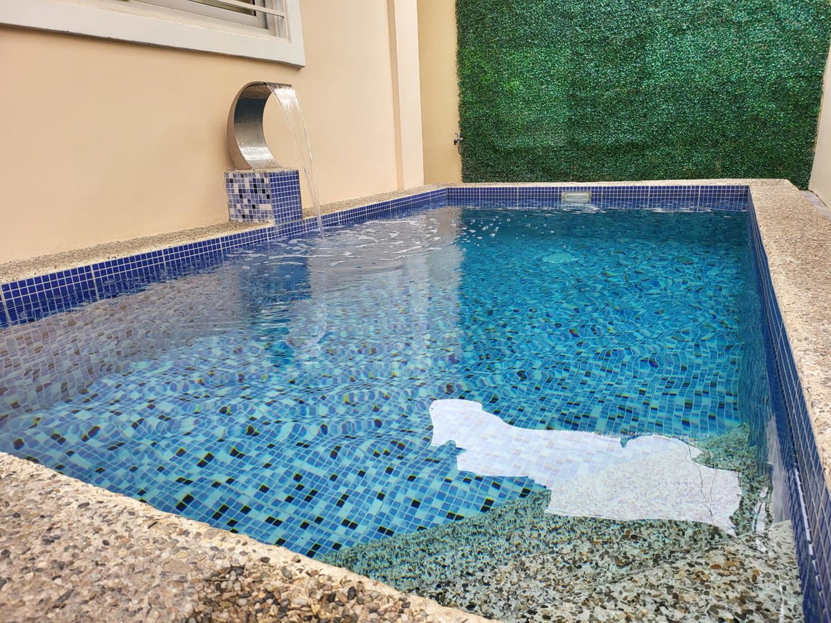 Luxury 3BR Villa w Plunge Pool near SM Batangas City- Instagram-Worthy!, Philippines
