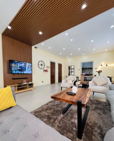 Luxury 3BR Villa w Plunge Pool near SM Batangas City- Instagram-Worthy!, Batangas City, Philippines