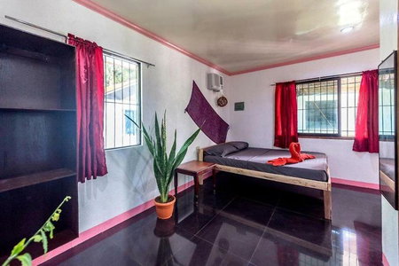 Nida's Place, General Luna, Philippines
