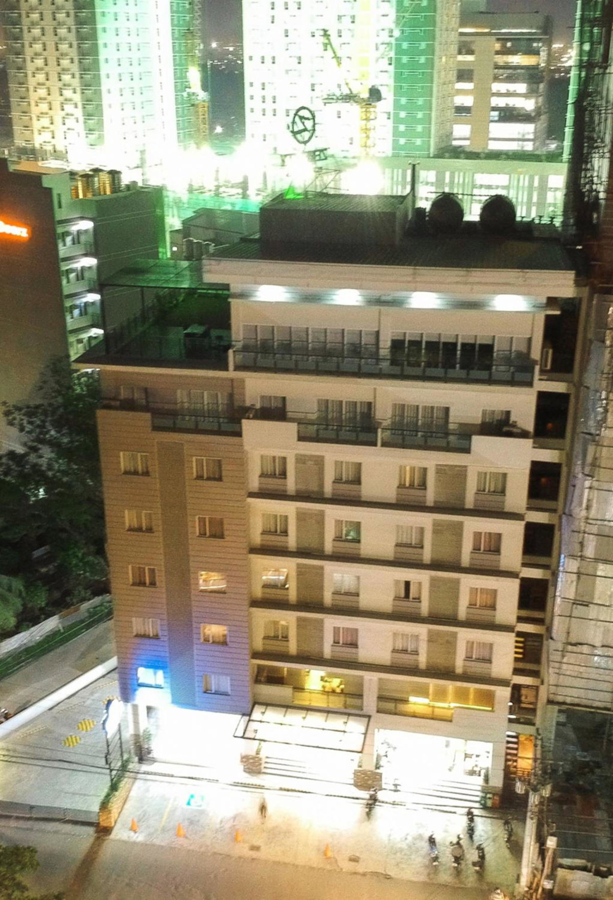 Hotel · Zerenity Hotel & Suites, Cebu City