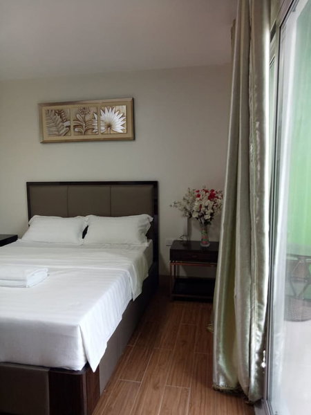 Meaco Royal Hotel - Batangas City, Batangas City, Philippines