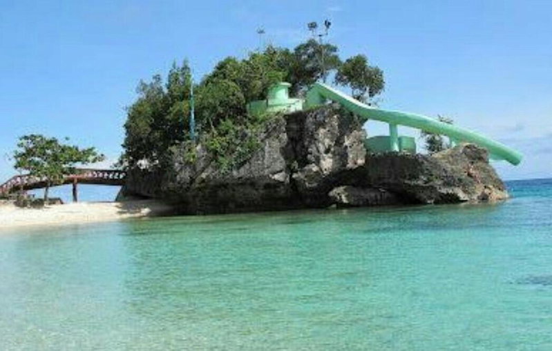 First Baby Bytes Guest House, Lazi, Philippines