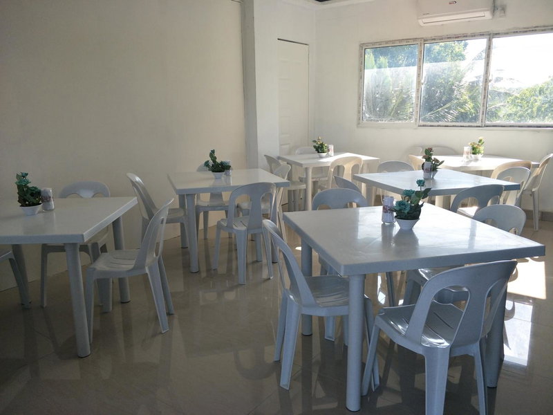 First Baby Bytes Guest House, Lazi, Philippines