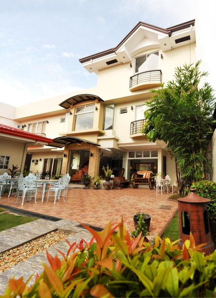 Harbour Gardens Tourist Inn, Tagbilaran City, Philippines