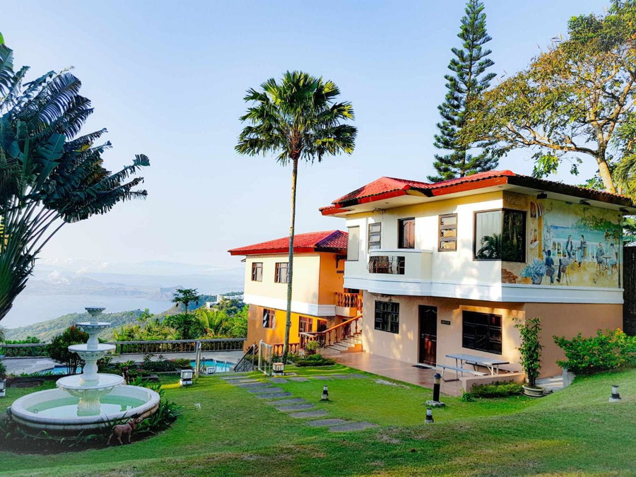 Villa Marinelli Bed and Breakfast, Tagaytay, Philippines