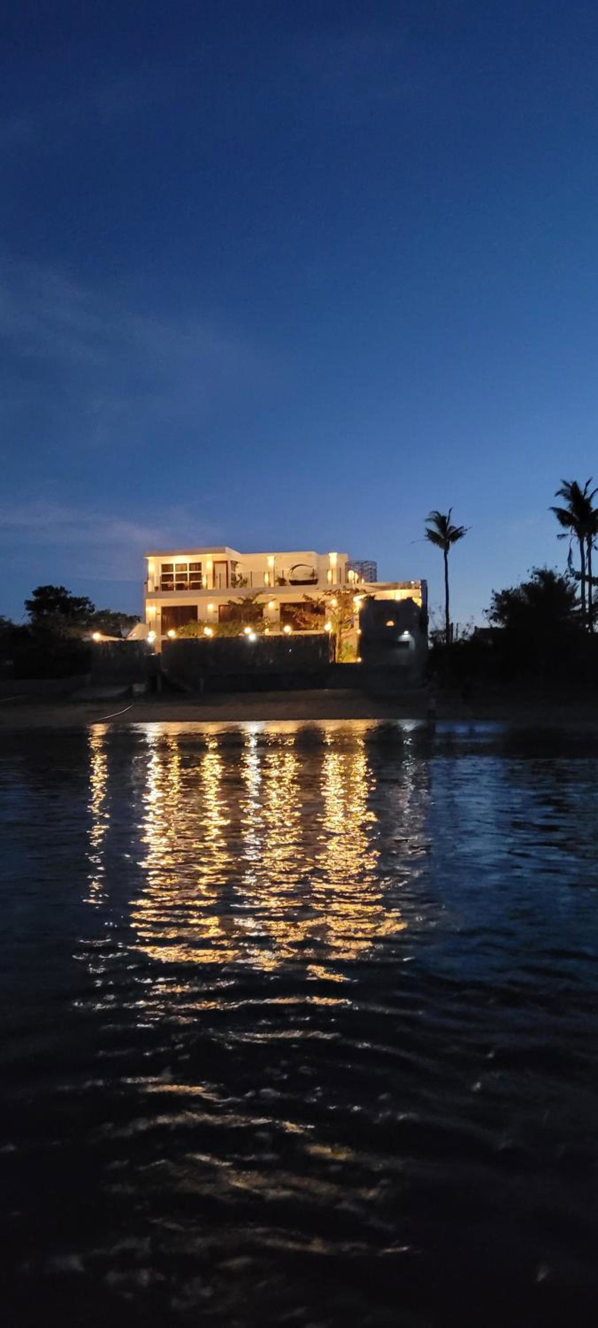 Beachfront Bed & Breakfast, Philippines