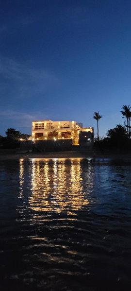 Beachfront Bed & Breakfast, San Jose, Philippines