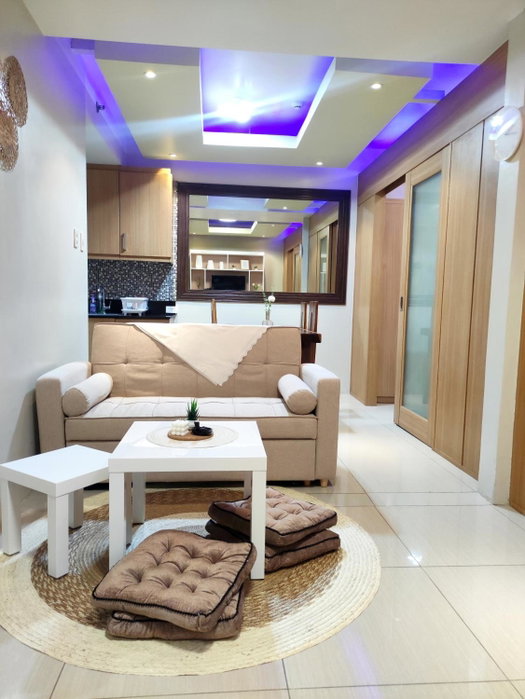 Shell res nr MOA 2BR free parking, Manila, Philippines