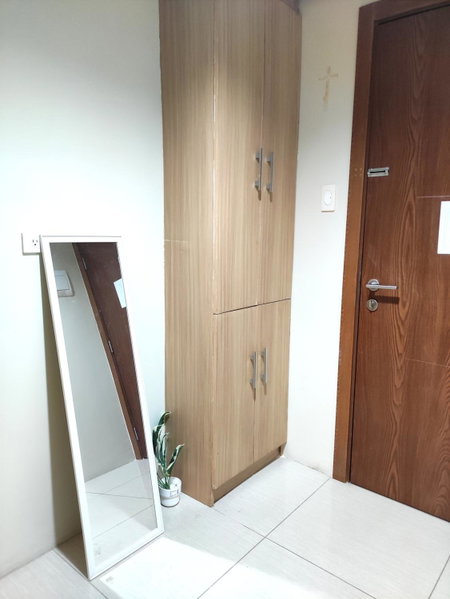 Shell res nr MOA 2BR free parking, Manila, Philippines