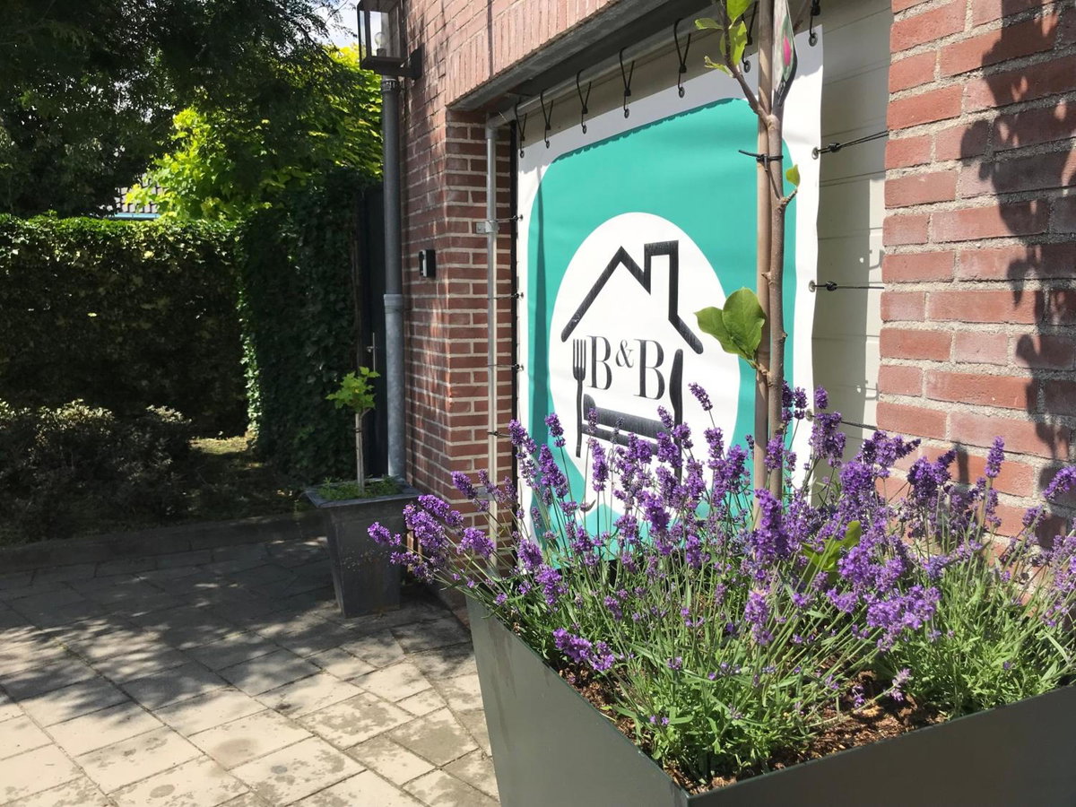 Hotel · Villa Pats, Rijen