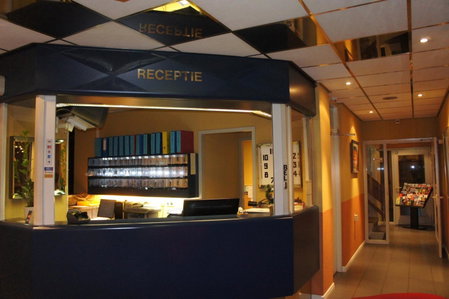 Hotel Zwanenburg Amsterdam Airport, Zwanenburg, The Netherlands
