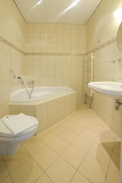 Hotel Zwanenburg Amsterdam Airport, Zwanenburg, The Netherlands