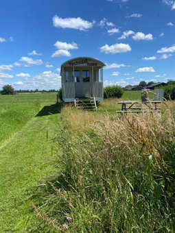 Pipowagen op Camperplaats Vechtdal, Nieuwleusen, Países Bajos