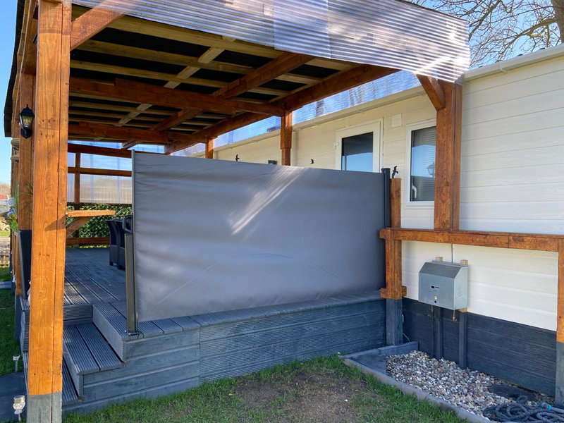 Cheerful and relaxing chalet Viena(Park deHorn824), Dirkshorn, Нидерланды