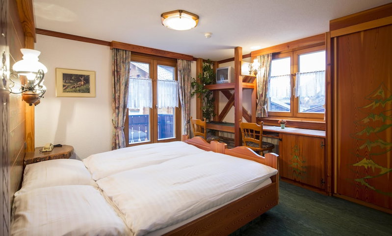 Hotel Olympia AG, Saas Almagell, Suiza