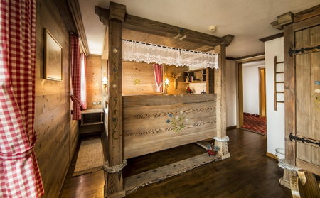 Hotel Olympia AG, Saas Almagell, Suiza
