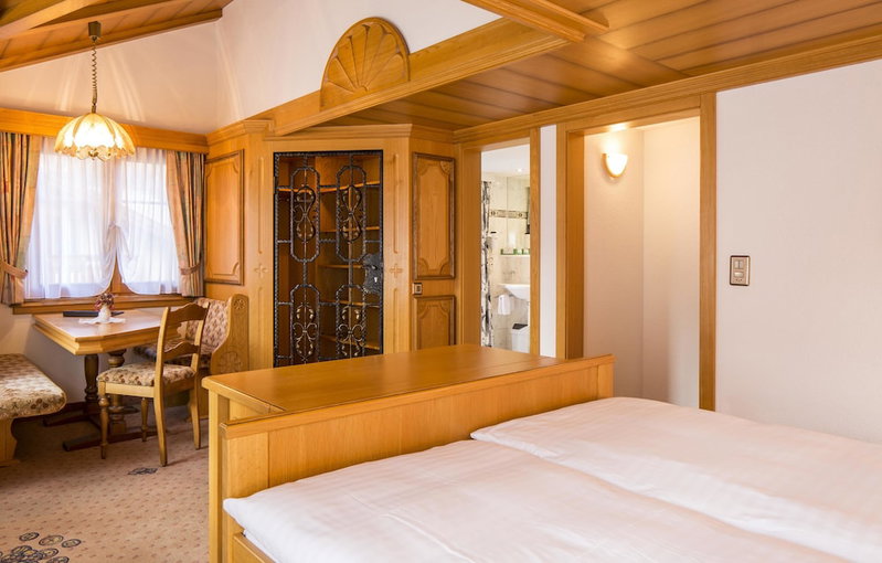 Hotel Olympia AG, Saas Almagell, Suiza