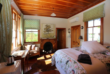 Maungakawa Villa, Cambridge, New Zealand