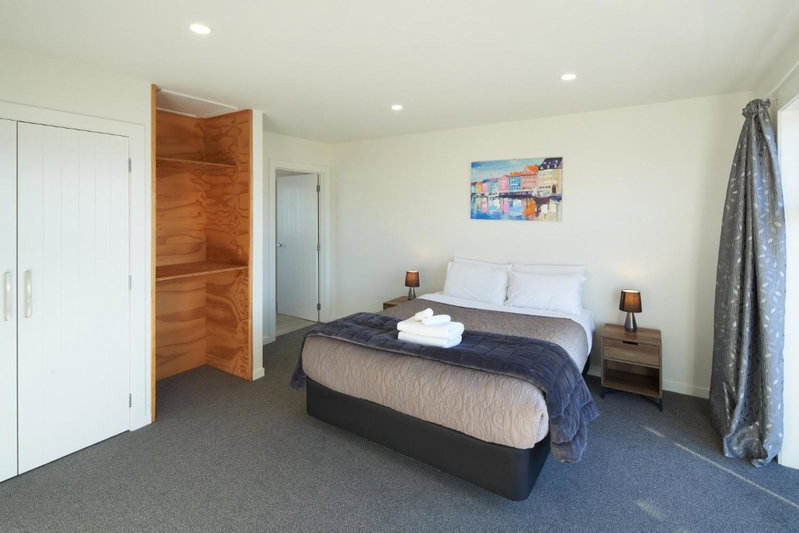 Alpine View Apartment 3 - Tekapo, Lake Tekapo, New Zealand