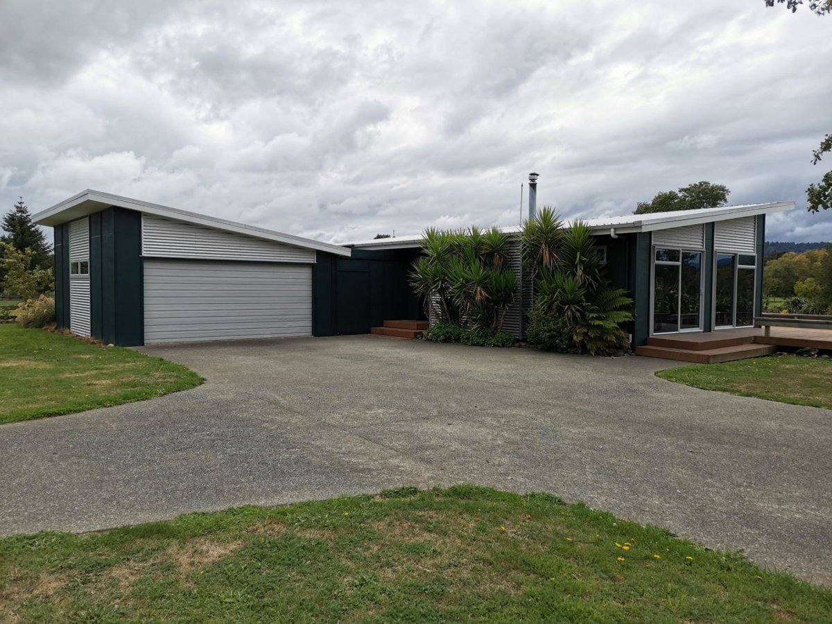 Hotel · Mountain Glass - Ohakune Holiday Home, Ohakune