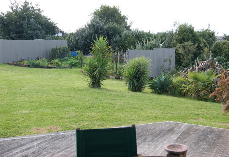 Waihi Beach Getaway-Studio, Ensuite & Private Deck, Waihi Beach, New Zealand